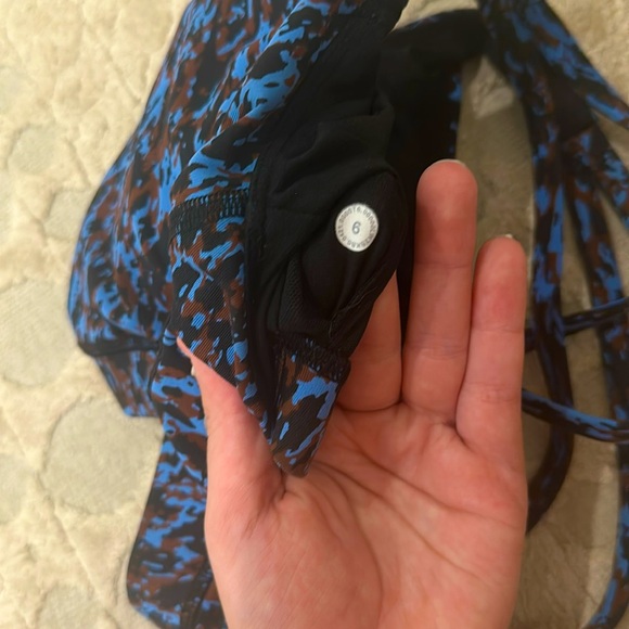 Lululemon Energy Bra With Padding! Prefect Condition! - Picture 3 of 3